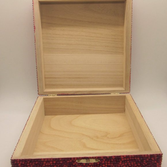 Red Bling Trinket/Cigar Box - Picture 4 of 5